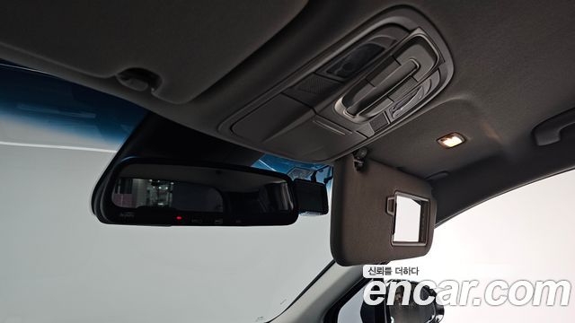 Hyundai Santafe 2019 — photo 31