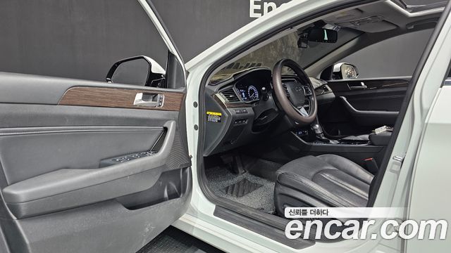 Hyundai Sonata 2018 — photo 10