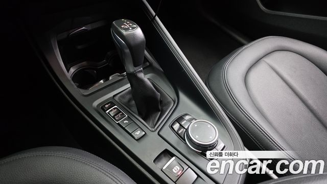 BMW X1 2016 — photo 12