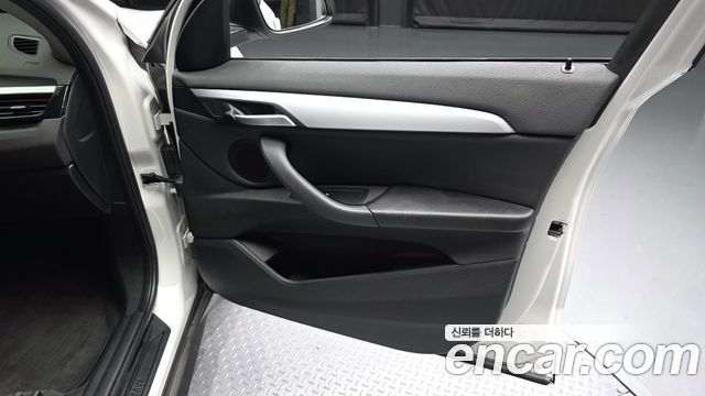 BMW X1 2016 — photo 14