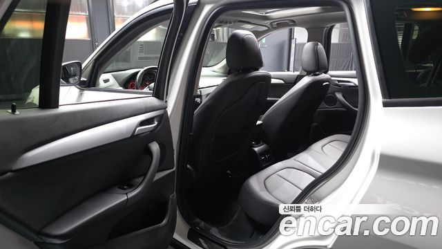BMW X1 2016 — photo 16