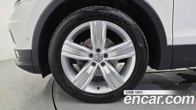 Volkswagen Tiguan 2020 — photo 5