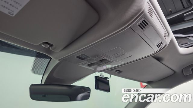 Volkswagen Tiguan 2020 — photo 23
