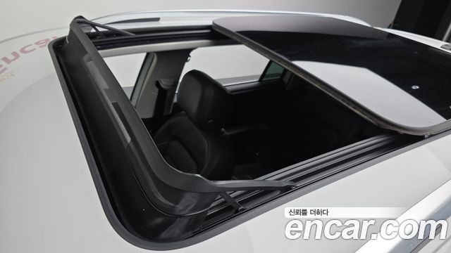 Volkswagen Tiguan 2020 — photo 25