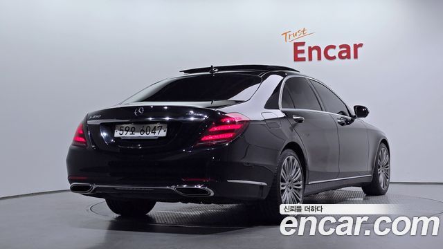 Mercedes-Benz S-Class 2019 — photo 2