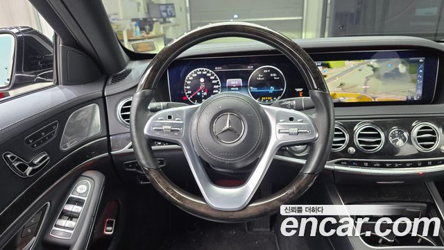 Mercedes-Benz S-Class 2019 — photo 14