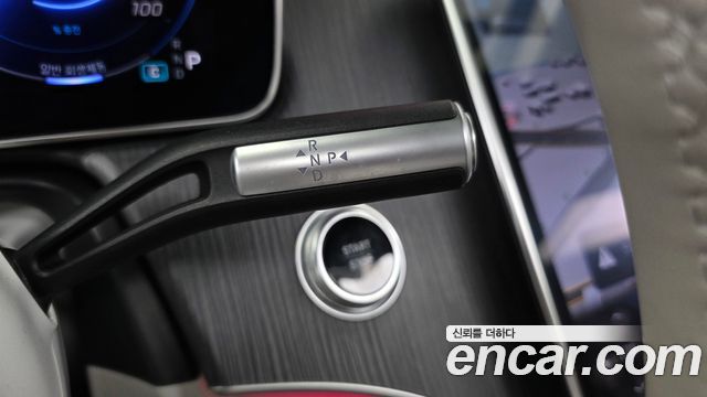 Mercedes-Benz EQS 2022 — photo 12