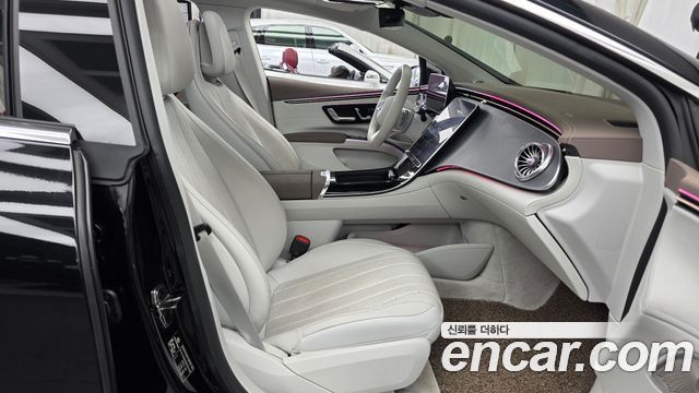 Mercedes-Benz EQS 2022 — photo 16