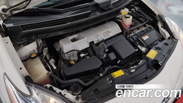Toyota Prius 2013 — photo 6