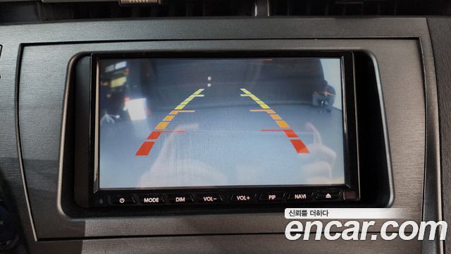Toyota Prius 2013 — photo 15