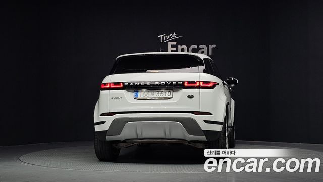 Land Rover Range Rover Evoque 2023 — photo 4