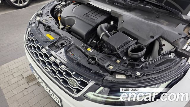 Land Rover Range Rover Evoque 2023 — photo 6