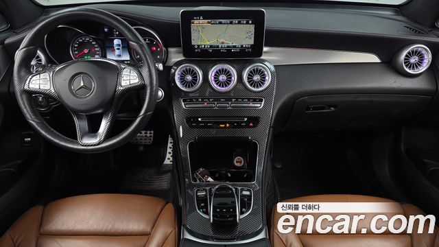 Mercedes-Benz GLC-Class 2018 — photo 14