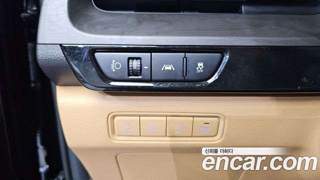 Kia Canival 2023 — photo 14