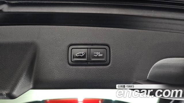 Kia Canival 2023 — photo 19