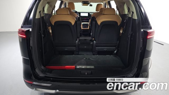 Kia Canival 2023 — photo 20