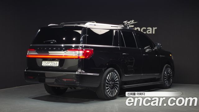 Lincoln Navigator 2020 — photo 2