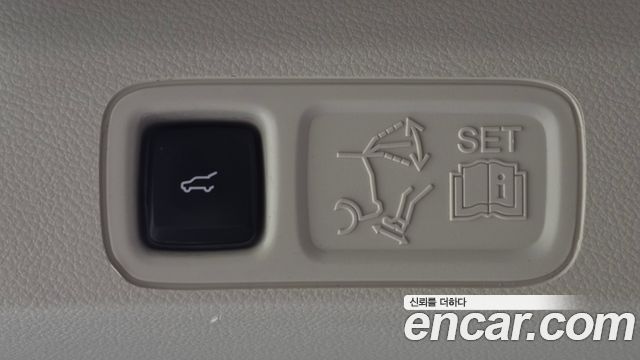 Lincoln Navigator 2020 — photo 26