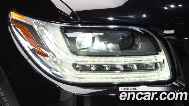 Lincoln Navigator 2020 — photo 8