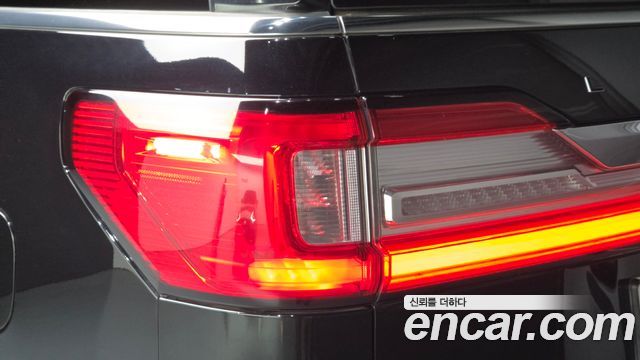 Lincoln Navigator 2020 — photo 9