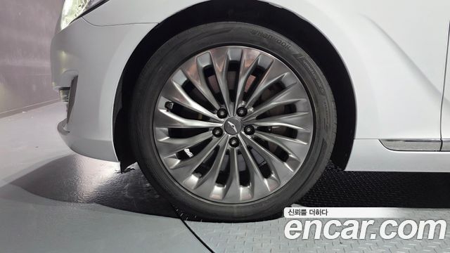 Genesis EQ900 2016 — photo 5