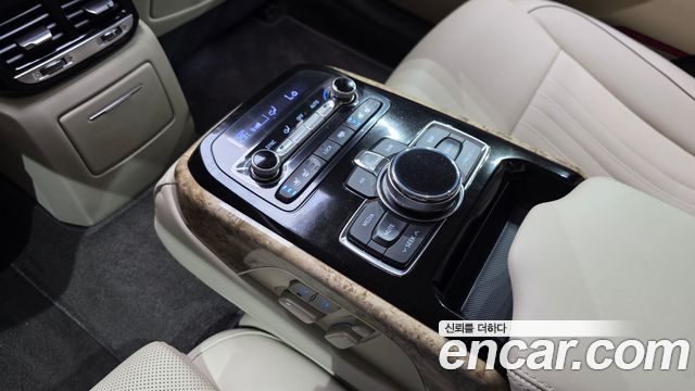 Genesis EQ900 2016 — photo 18