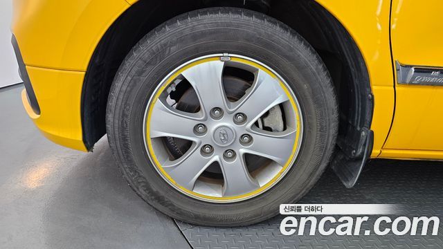 Hyundai Starex 2019 — photo 5