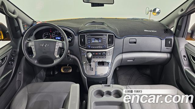Hyundai Starex 2019 — photo 7