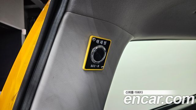 Hyundai Starex 2019 — photo 20