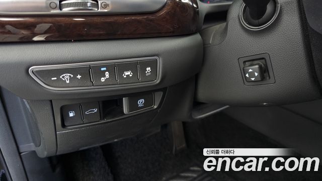 Genesis EQ900 2018 — photo 14