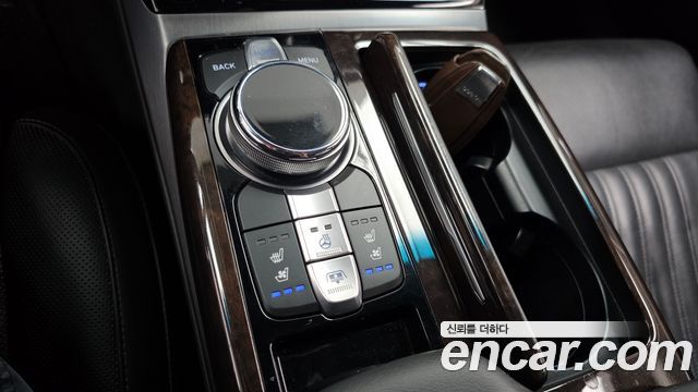 Genesis EQ900 2018 — photo 18