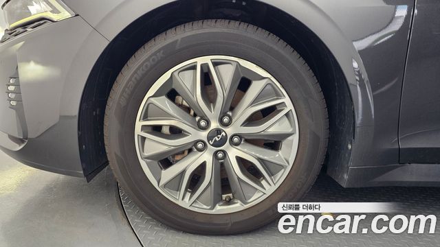 Kia K5 2022 — photo 5