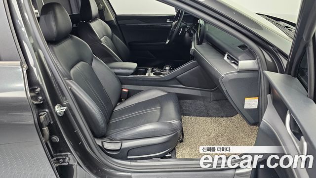 Kia K5 2022 — photo 12