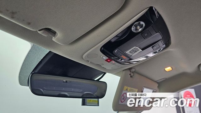 Kia K5 2022 — photo 17