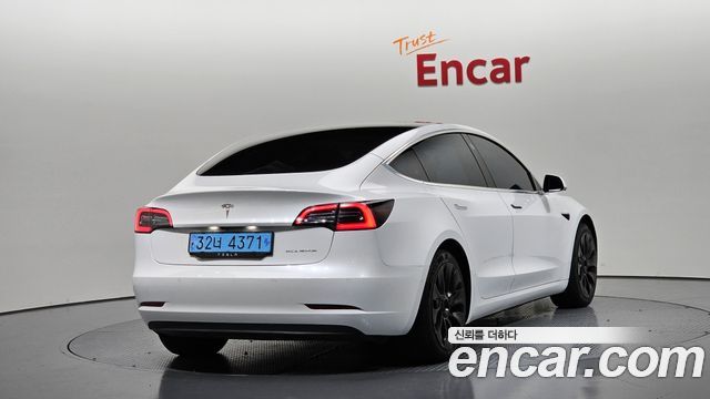 Tesla Model 3 2020 — photo 2