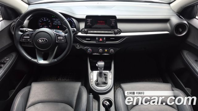 Kia K3 2019 — photo 10