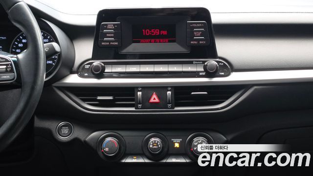 Kia K3 2019 — photo 20