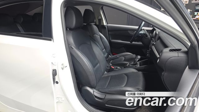 Kia K3 2019 — photo 16