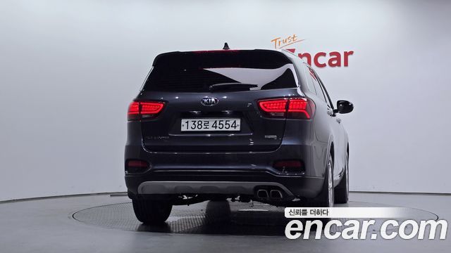 Kia Sorento 2019 — photo 4