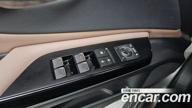 Lexus ES 2023 — photo 27