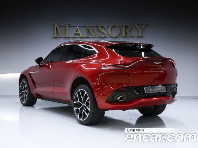 Aston Martin DBX 2021 — photo 6