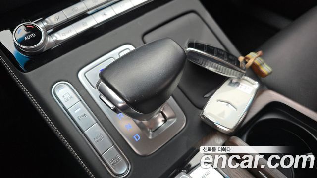 Genesis G90 2020 — photo 9