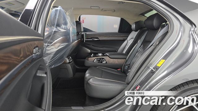 Genesis G90 2020 — photo 12