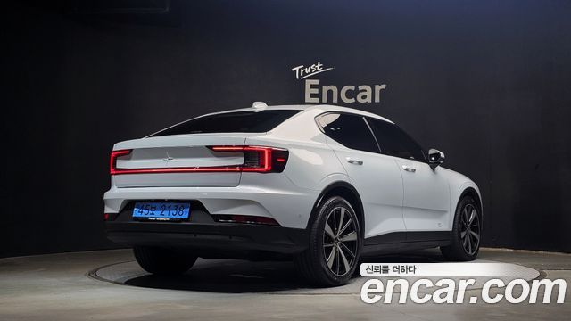 Polestar Polestar 2 2022 — photo 2