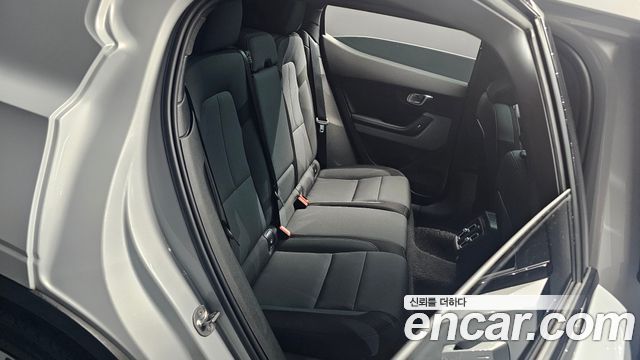 Polestar Polestar 2 2022 — photo 17