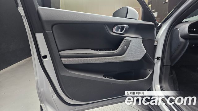 Polestar Polestar 2 2022 — photo 14