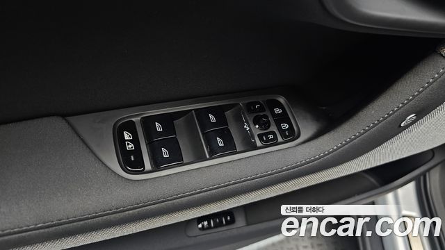 Polestar Polestar 2 2022 — photo 23