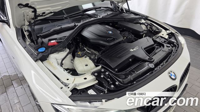 BMW 3-Series 2018 — photo 6