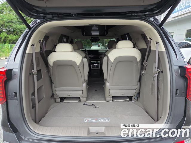 Kia Canival 2025 — photo 11