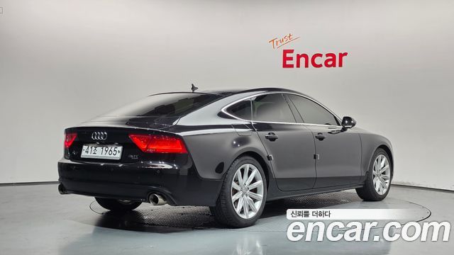 Audi A7 2012 — photo 2